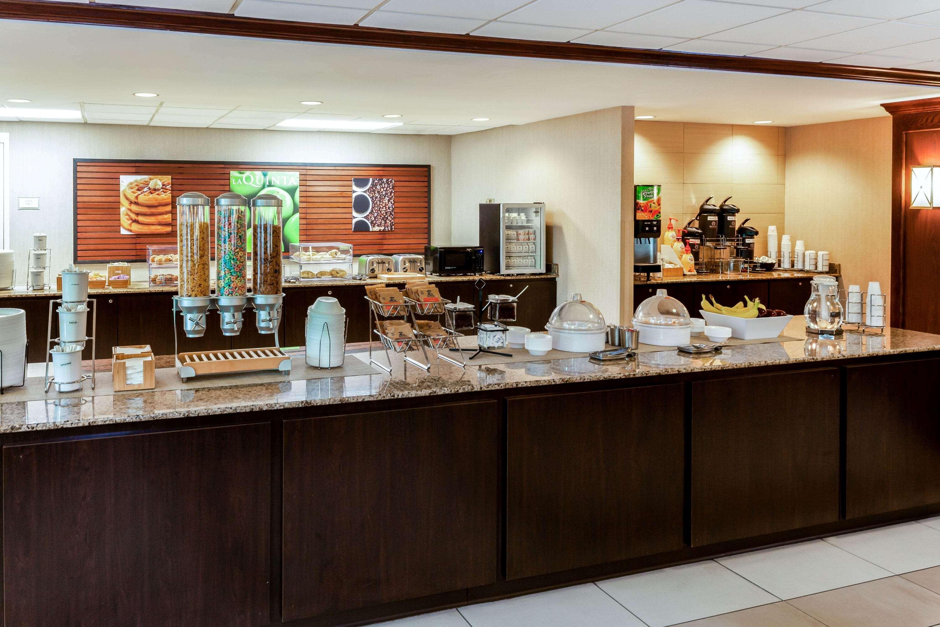 La Quinta By Wyndham Milwaukee Bayshore Area Glendale Ngoại thất bức ảnh