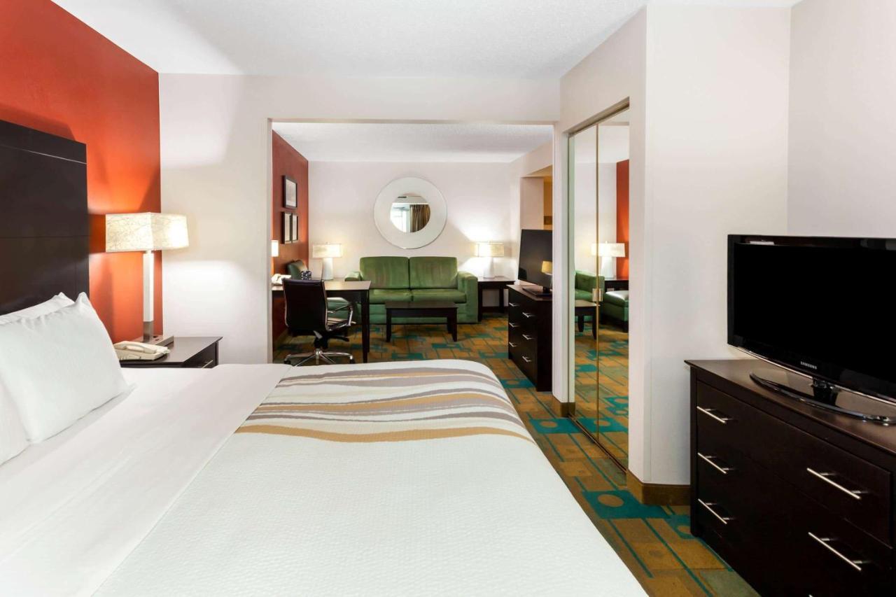 La Quinta By Wyndham Milwaukee Bayshore Area Glendale Ngoại thất bức ảnh